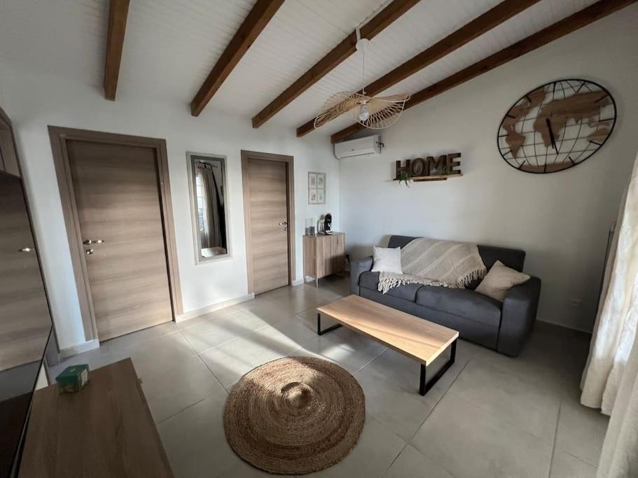 Le Cosy Paletuvier Apartment Vieux-Bourg ภายนอก รูปภาพ